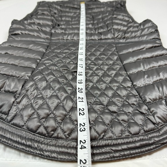 TOMMY HILFIGER Goose Down Puffer Vest - Picture 7 of 11
